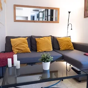 Con Encanto En Patio Sevillano Apartamento