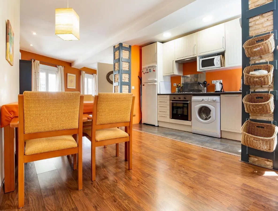 San Felipe Sevilla Urban Apartment